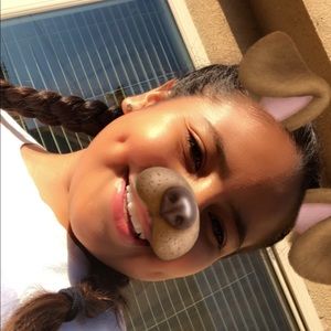 Meet your Posher, Josepha